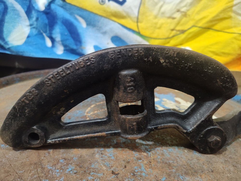 T&B Thomas & Betts 4195M ½" EMT Iron Bender Head, Used
