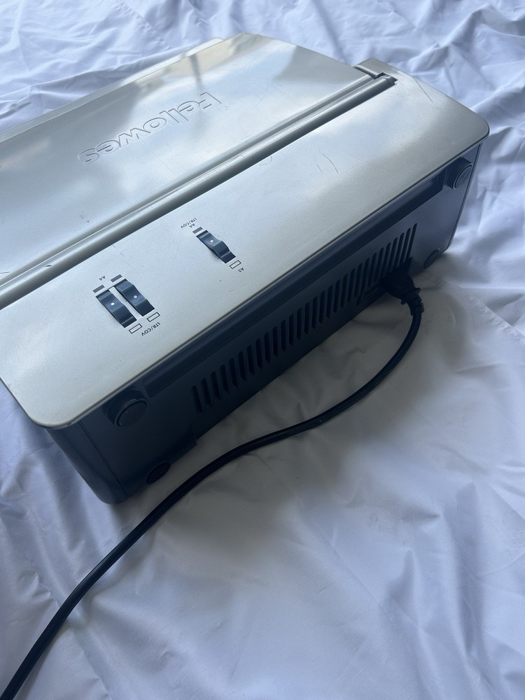 Fellowes Galaxy E 500 Electric Comb Binding Machine