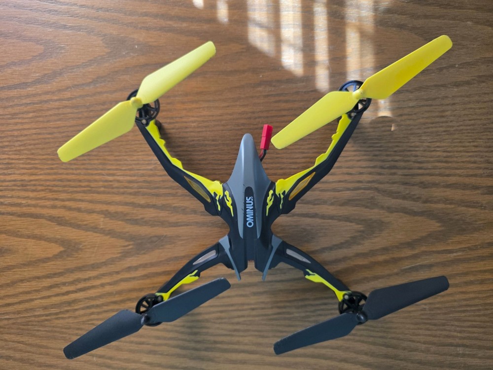 Dromida Ominus Quadcopter Drone DIDE01YY