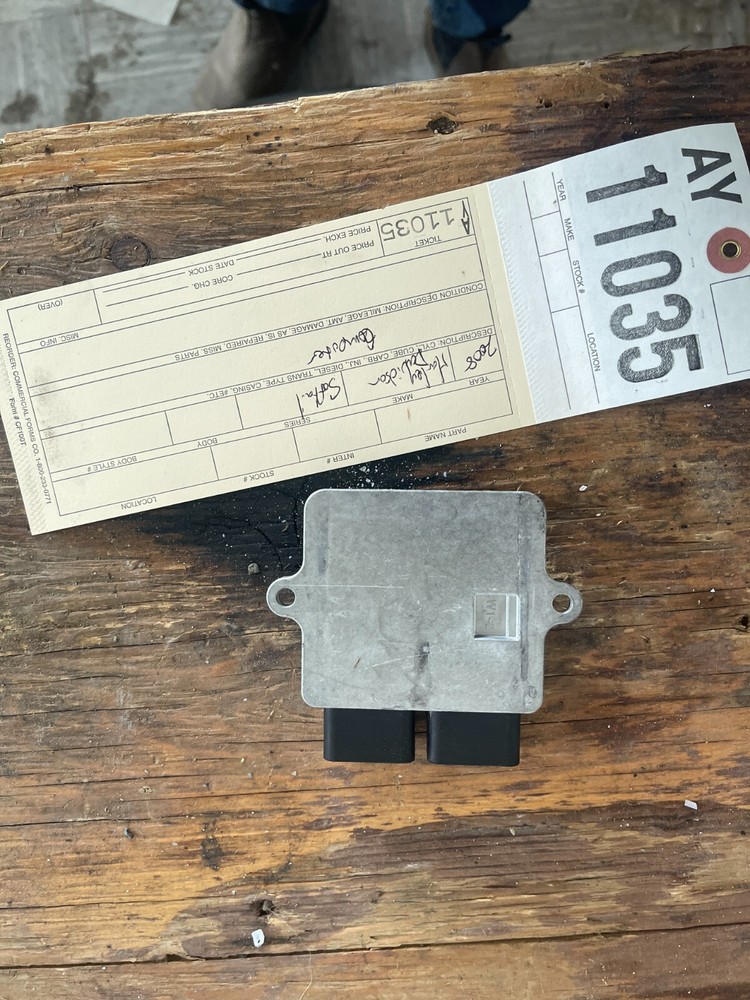 2014 Harley Davidson Dyna engine control module module p/n 41000006 ay11035