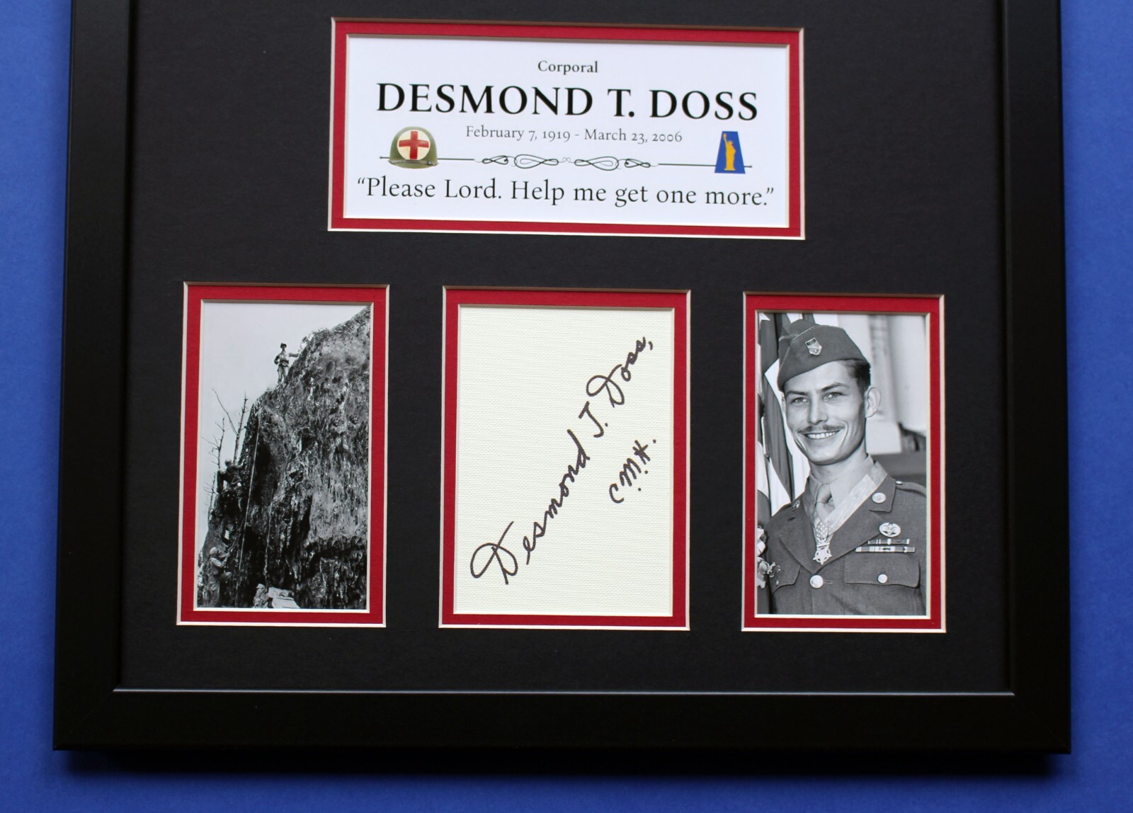 DESMOND T. DOSS AUTOGRAPH framed artistic display WW2 Hacksaw Ridge