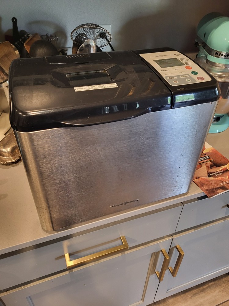 Williams-Sonoma Automatic Bread Maker~WS0401~For Charity
