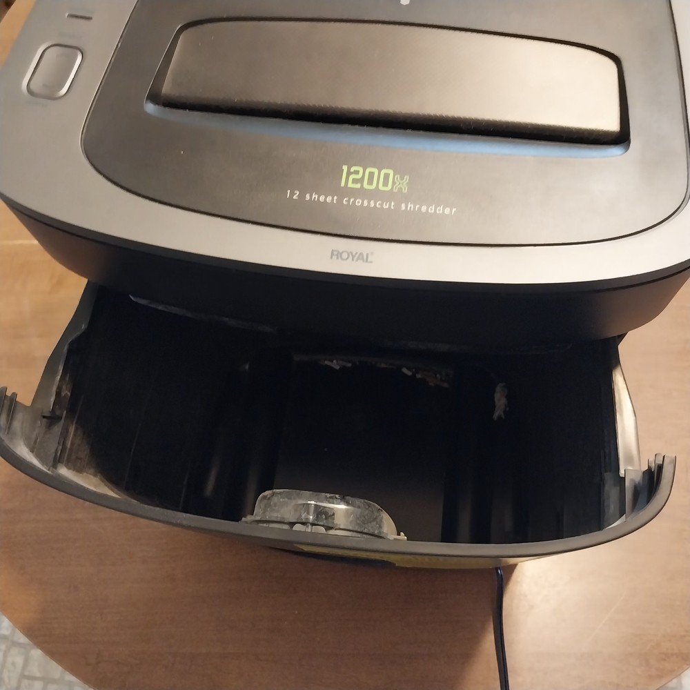 Royal 1200x Sheet Crosscut Shredder