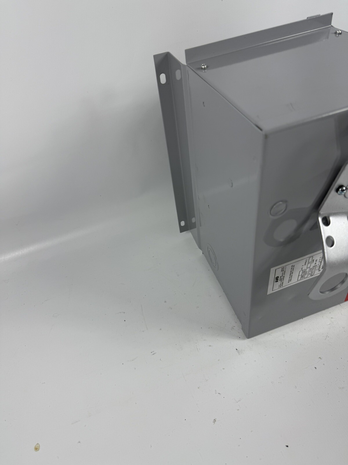 BOS16421 ITE Siemens 30 Amp 240V 3P 4 Wire Fusible Bus Plug BD Switch, 30A BOS