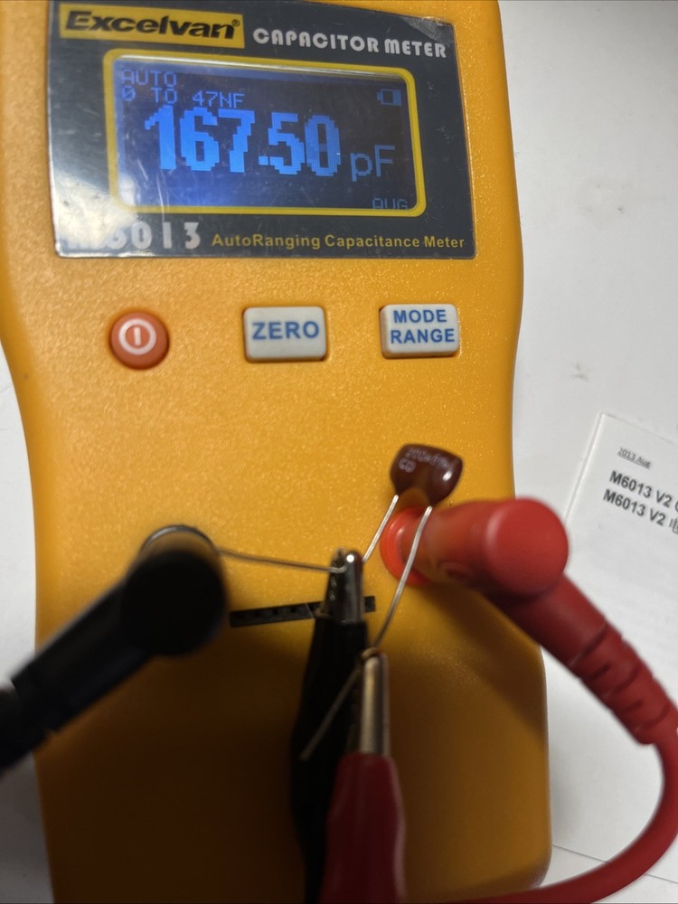 Portable M6013 Capacitor Meter Auto Rang Measuring Capacitance Tester Instrument