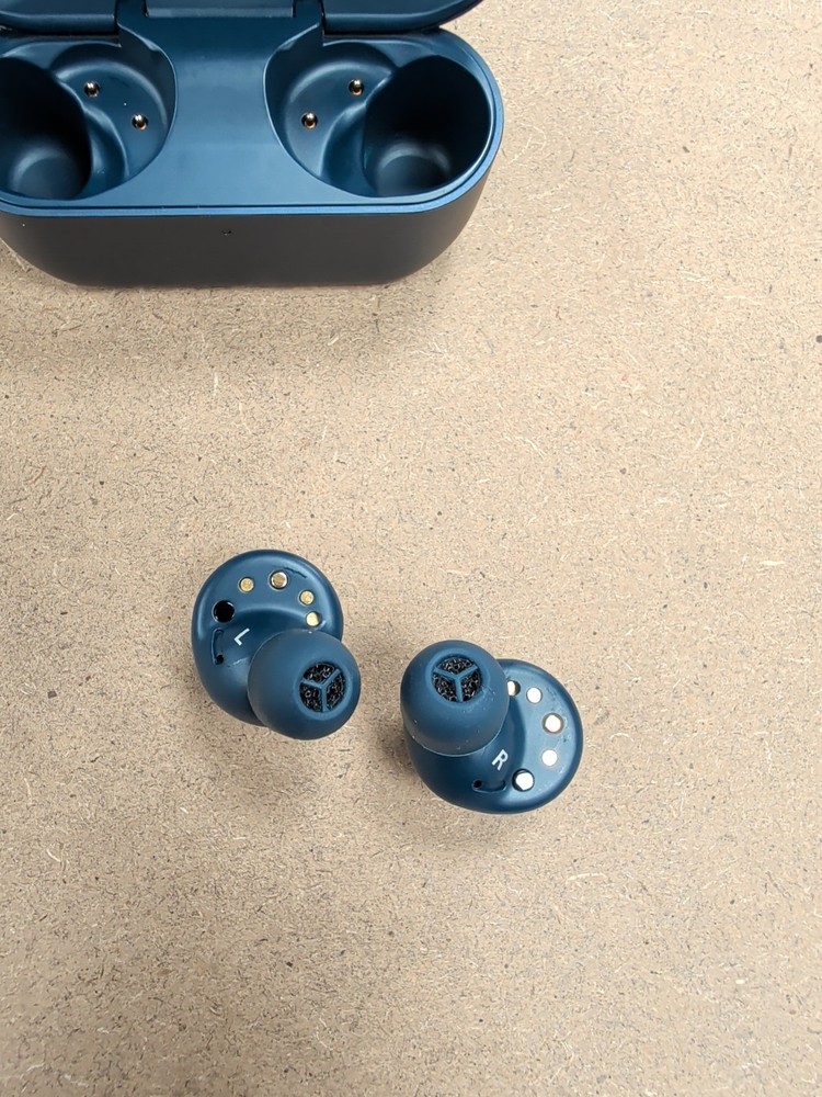 Technics EAH-AZ100 True Wireless Bluetooth Earbuds/ANC/3- Blue