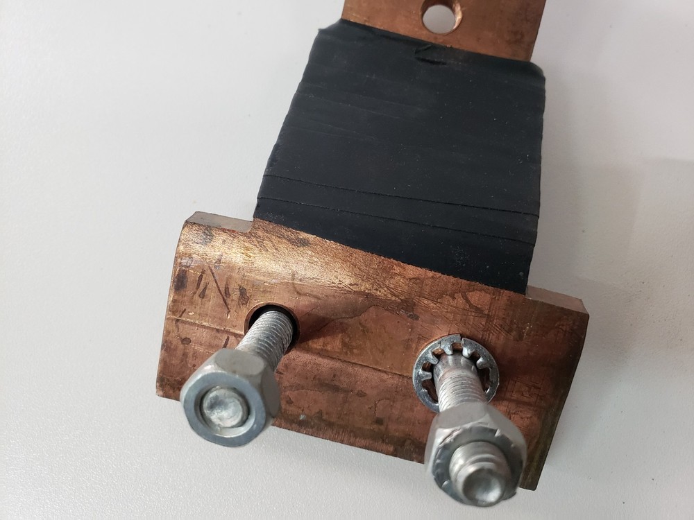 Takeout - GE CCB Panel TJJ Breaker 400a Mount Hardware Bracket Lugs Base Kit