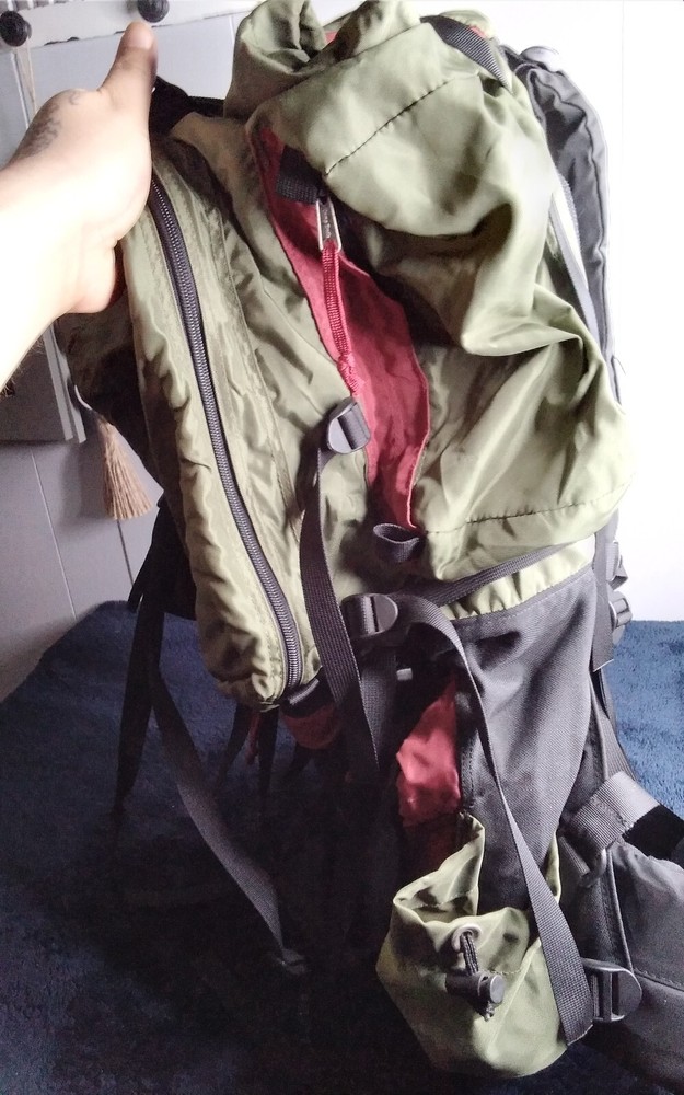 Vintage Camp Trails Wilderness Backpack Padded Aluminum Frame Multi Pockets Camp