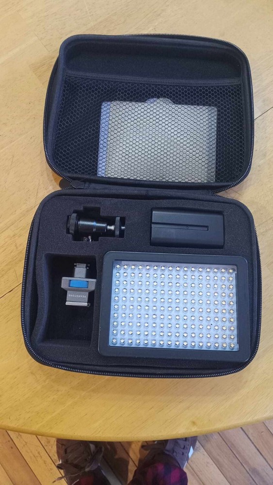 LED Mountable Light for Camera / Video Camera - Excellant Christmas Gift!