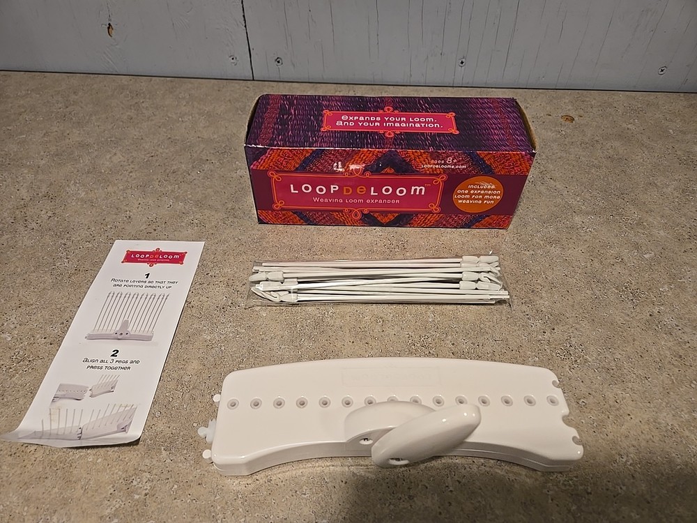 New - LOOP DE LOOM Weaving Loom Craft Kit includes Spinning Loom