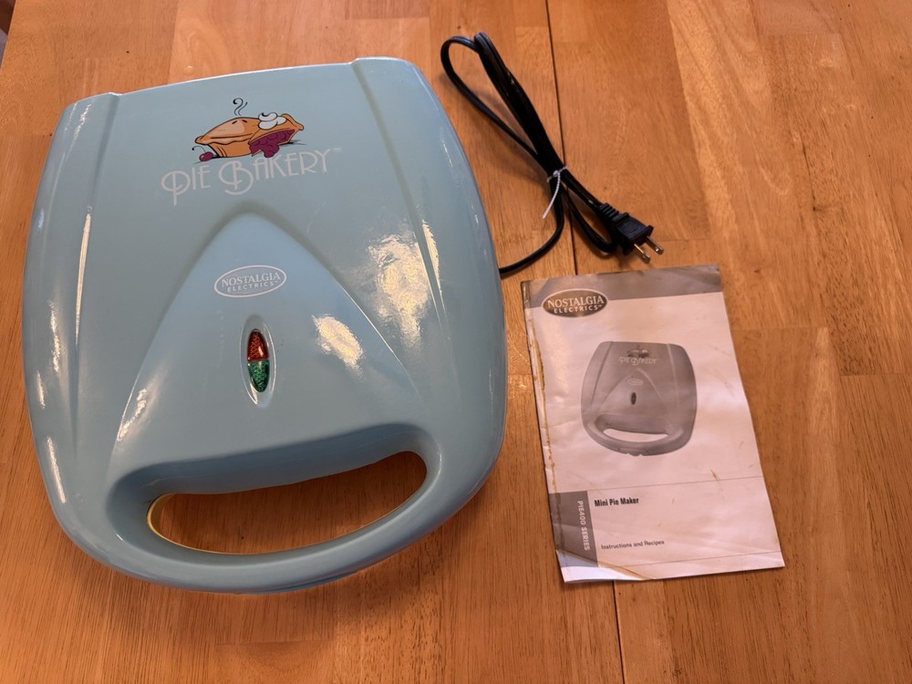 Nostalgia Electrics electric mini pie Bakery Blue