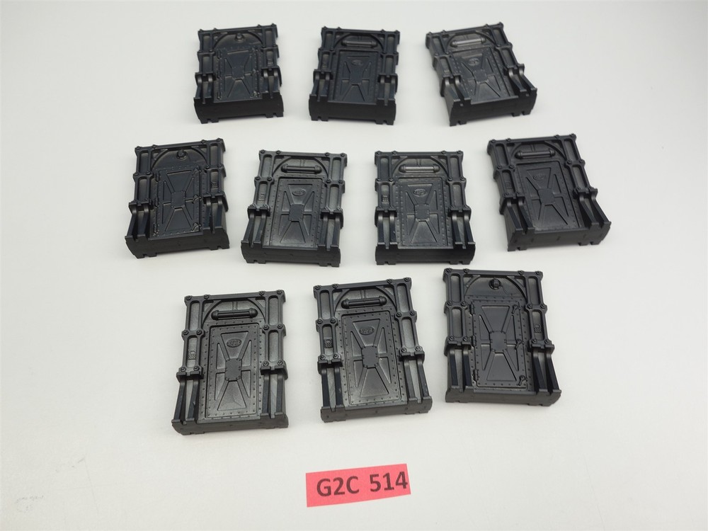 Warhammer 40K: Boarding Action Bulkhead Doors (primed)