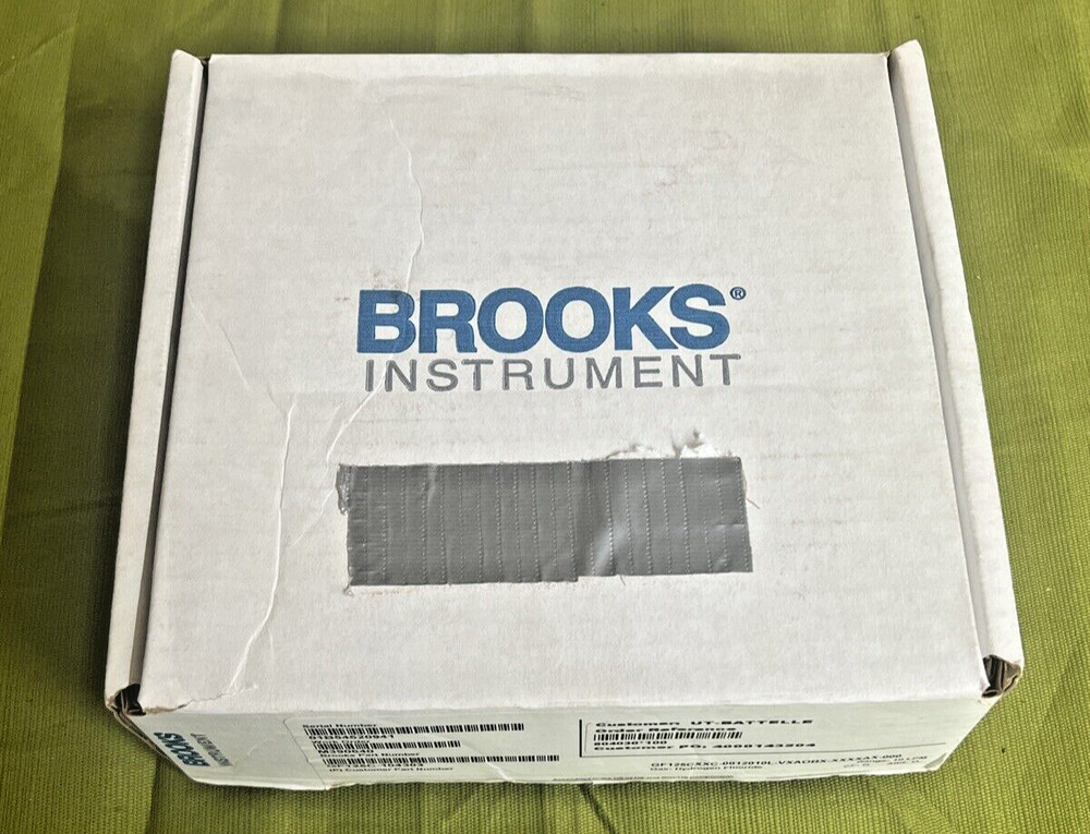 Brooks Instrument GF125CXXC Digital Mass Flow Controller HF 10000 SCCM