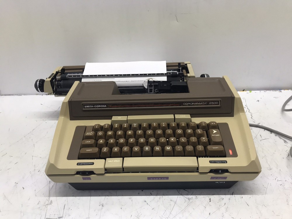 Smith Corona Electric Typewriter Coronamatic 2500