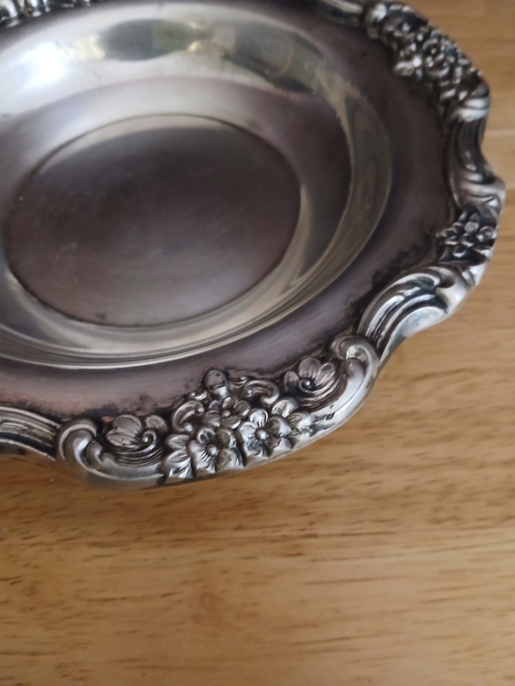 Poole Silver Co Silverplate Scalloped Candy Dish