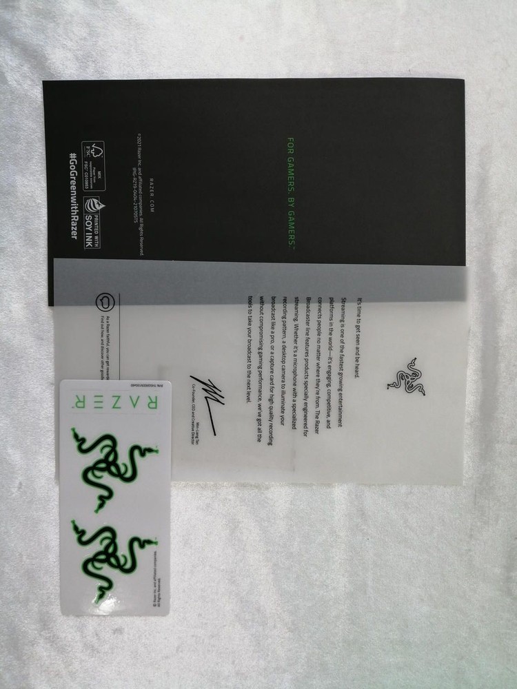 RAZER Microphone SEIREN V2 PRO Used