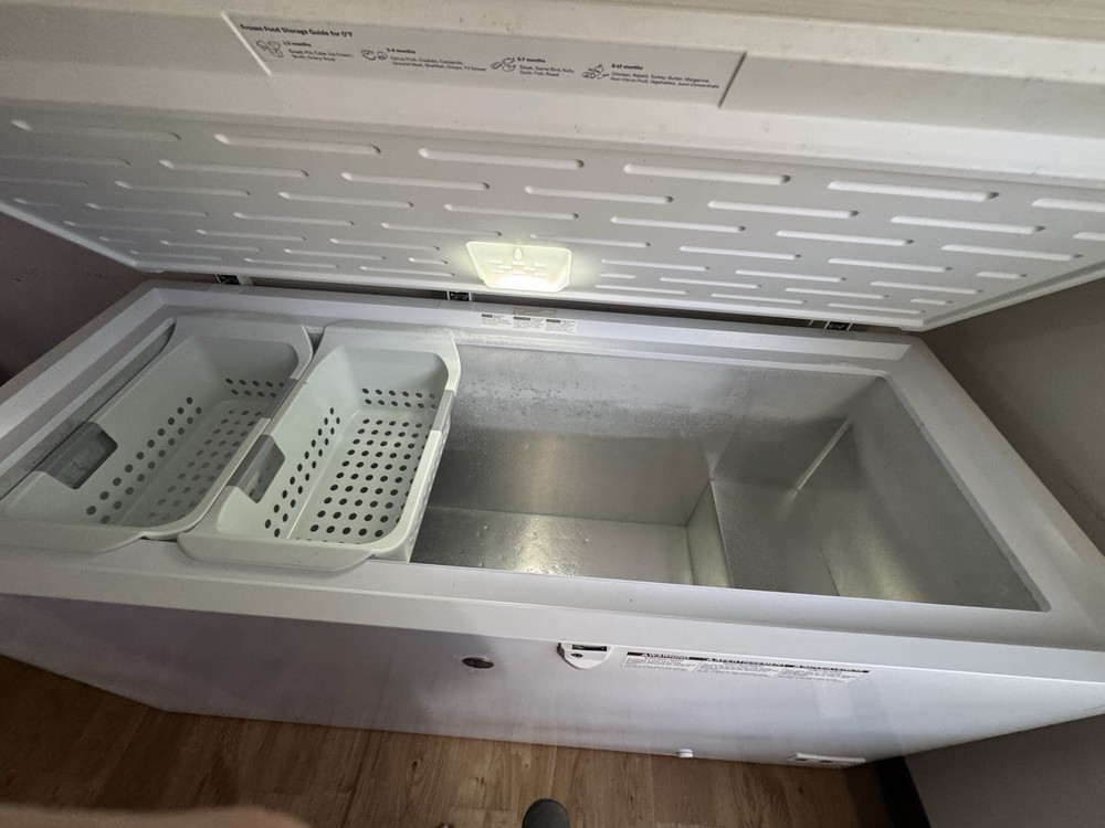 15.7 Cubic Foot Chest Freezer