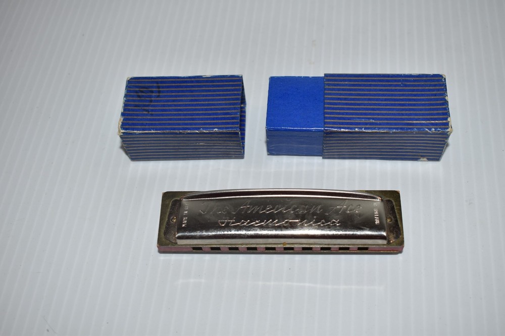 THE AMERICAN ACE HARMONICA W/ ORIGINAL BOX (BFR74)