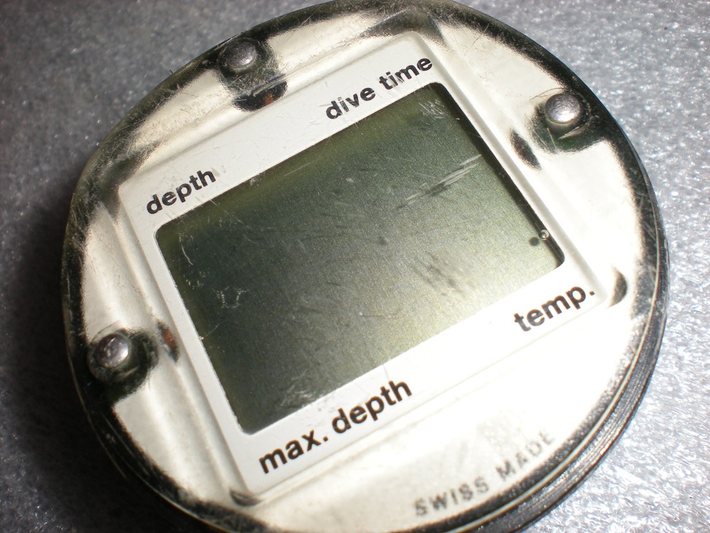 Cressi-Sub Dive Scuba Computer Depth/Time/Temp Gauge ONLY ASIS UNTESTED