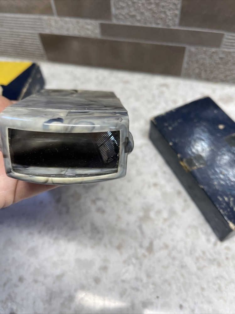 VINTAGE ARCADIA WALNUT COMMANDER 35MM SLIDE VIEWER