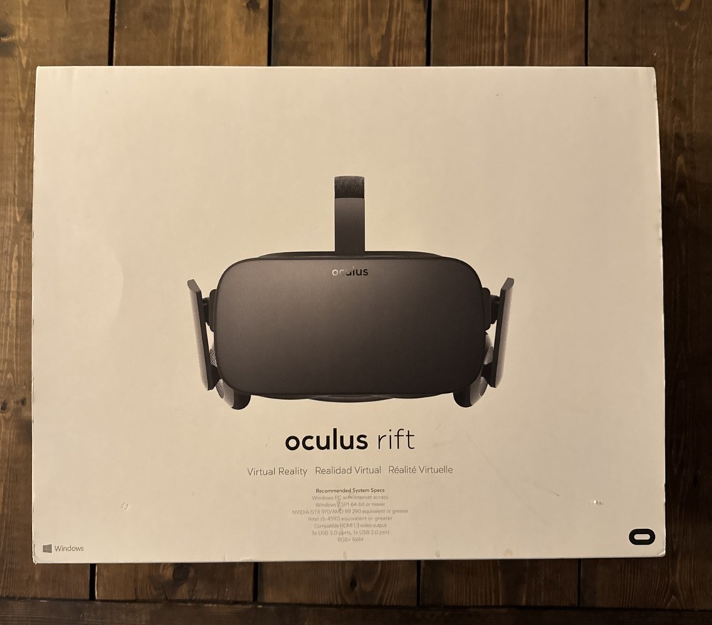 Meta Oculus Rift CV1 Virtual Reality Headset - Black - Complete In Box ( CIB )