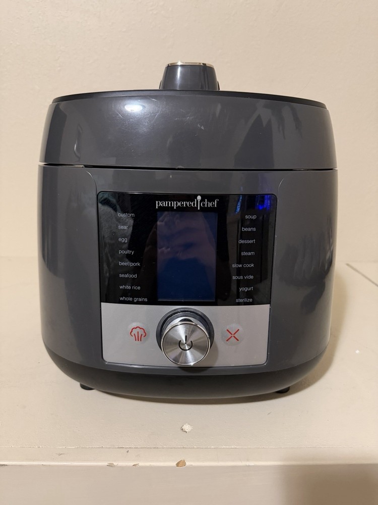 Pampered Chef Multi-Function Electric Pressure Cooker w/ Inner Pot