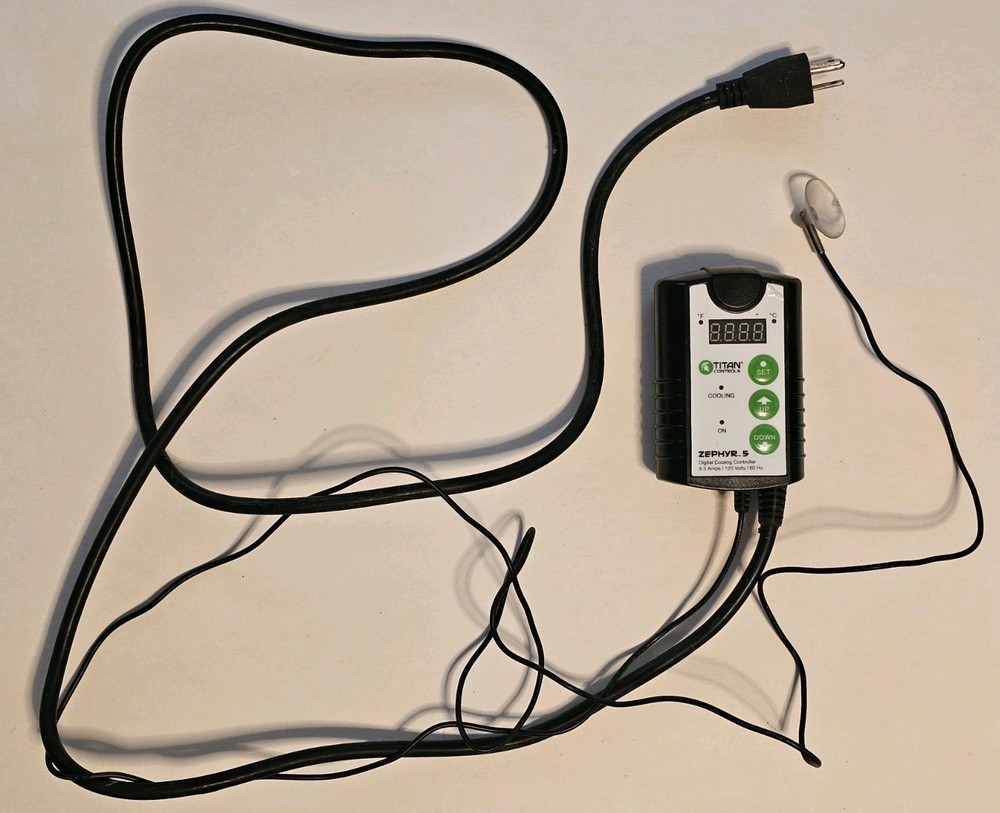 Titan Controls Zephyr 5 Digital Cooling Controller