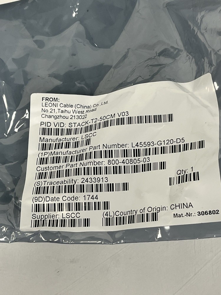 NEW Cisco STACK-T2-50CM V03 CISCO 50CM Stacking Cable 800-40805-03 for Catalyst