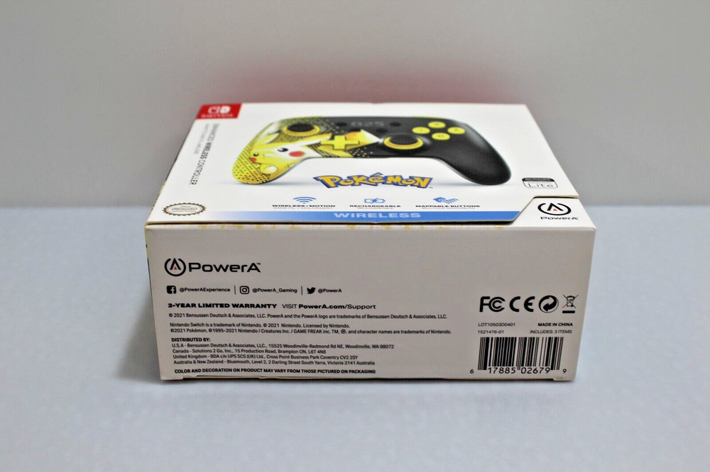 Nintendo Switch; Enhanced Wireless Controller - Pokemon