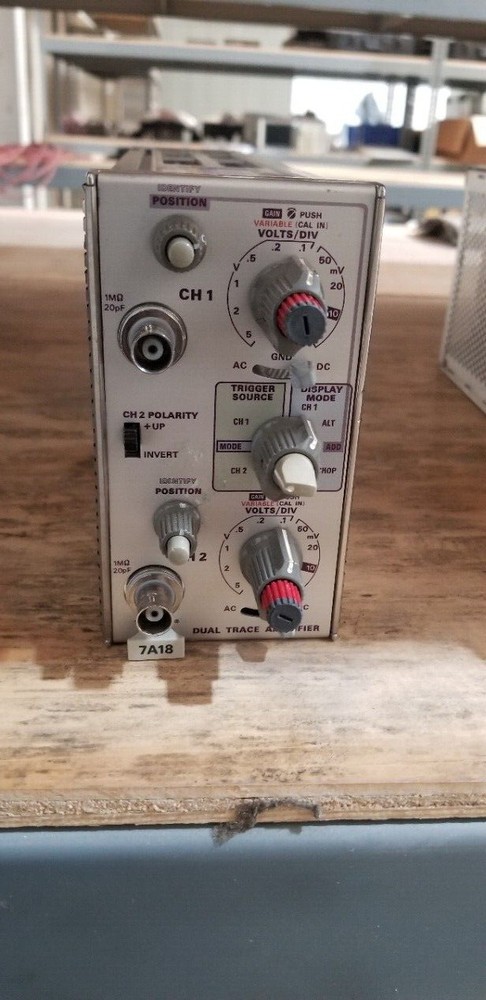 Tektronix 7A18 Dual Trace Amplifier Plug In Unit #5 READ!!