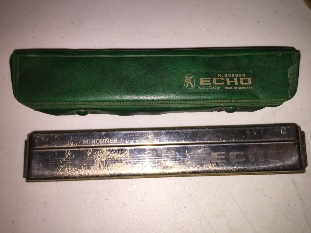 M Hohner #2509 Echo Harmonica