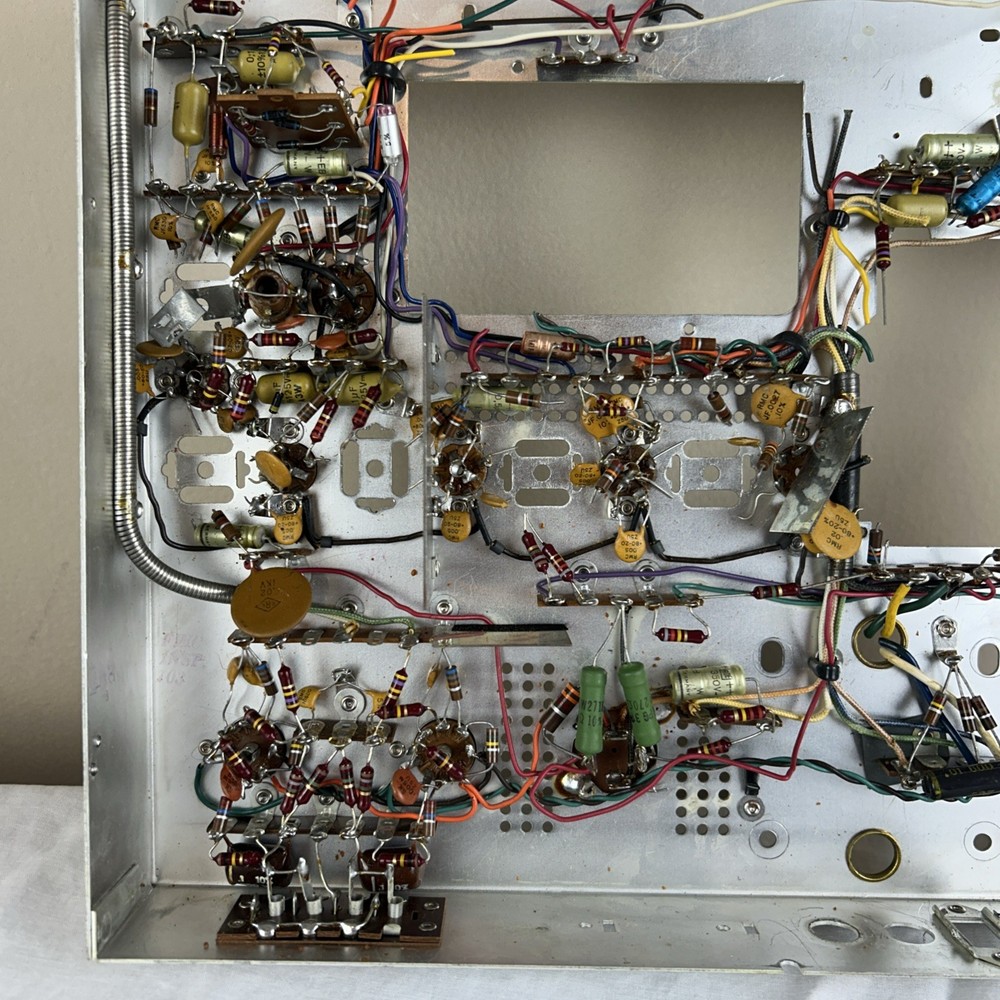 Fisher FM-200B Chassis