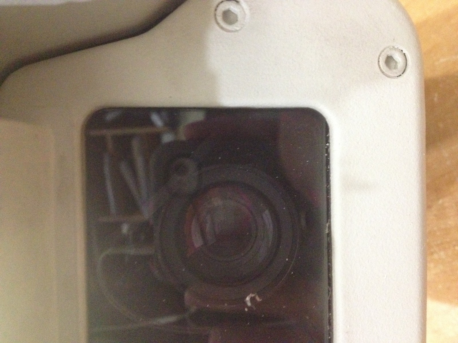 PELCO CAMERA C10DN-6 24V~ W/ ENCLOSURE EH3512 (J1)