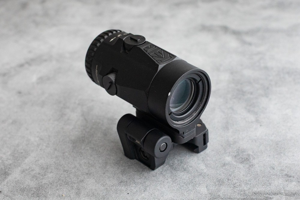 Vortex Micro 3x Magnifier w/ Quick Release Flip Mount V3XM