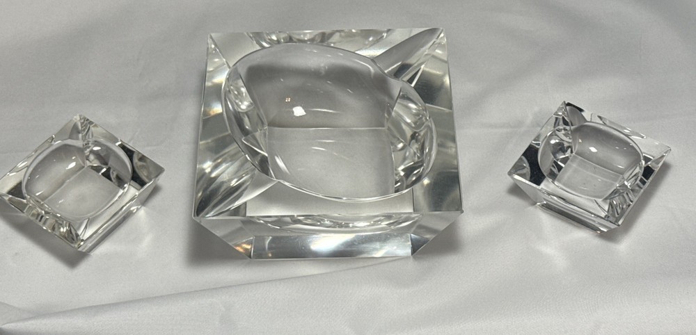 3- SQUARE CLEAR ASHTRAYS MCM  1 LARGE 2 SMALL