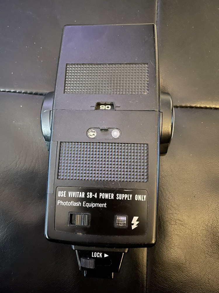 Vivitar 283 Auto Thyristor, Soft Light/Bounce Diffuser Card holder, Charge Cord