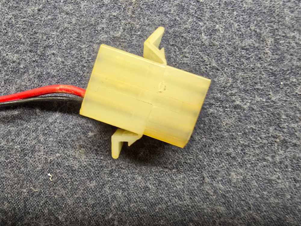 Heathkit SB-401 Transmitter Radio Parts - Exterior Accessory Socket