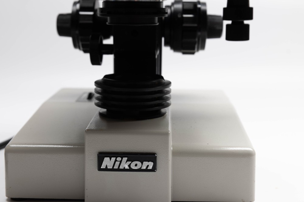Nikon SC Binocular Biological Microscope with 4 Objective Lenses & Eyepieces