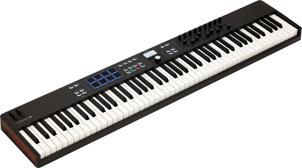 Arturia KEYLAB ESSENTIAL Mk3 88-Key Black USB Midi Keyboard Controller+Stand