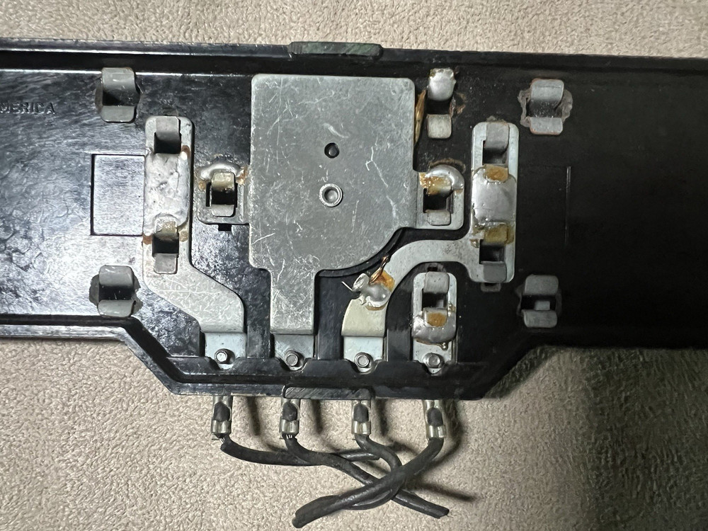 Vintage Lionel O Gauge Remote Control Track Section