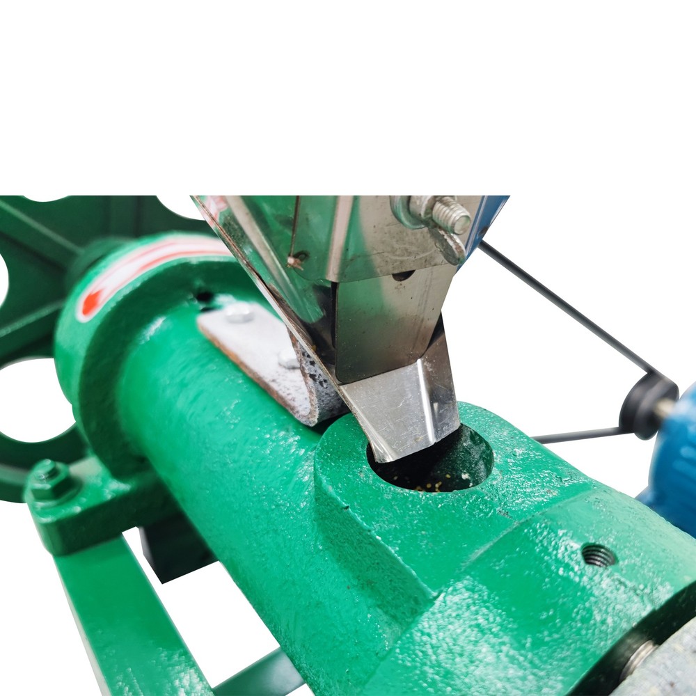 Corn Puffed Food Extruder w/Support Frame 220V Corn Feed Extrusion with 4 Molds