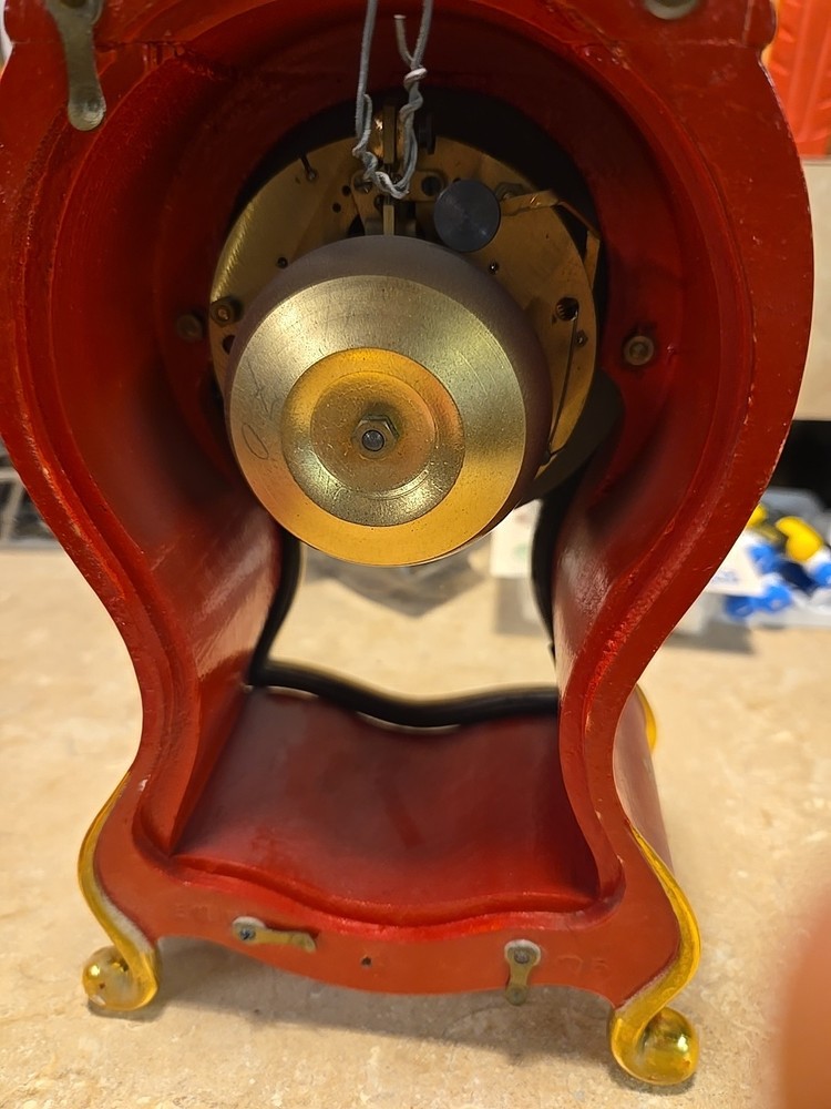 Le Castel Gold colored 10" Mantle clock - needs work - AS IS