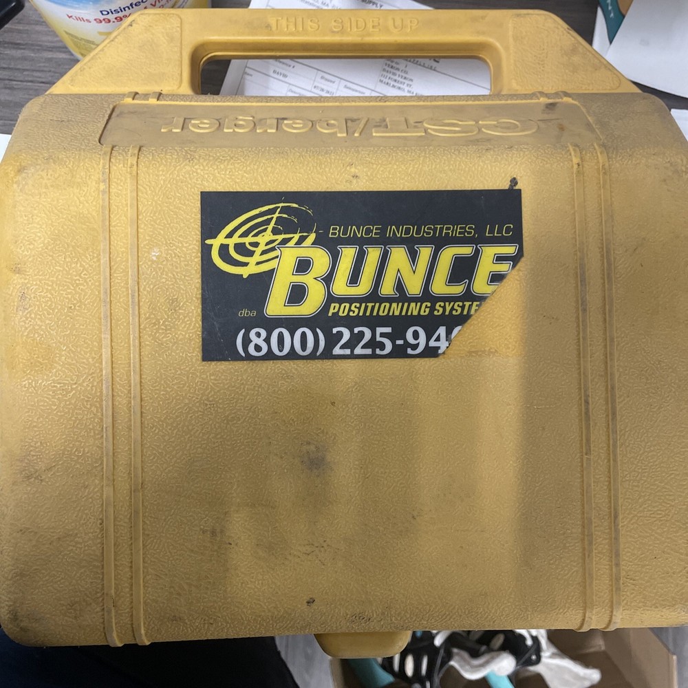 Berger Instruments Model 54-140B Transit-Level with case 