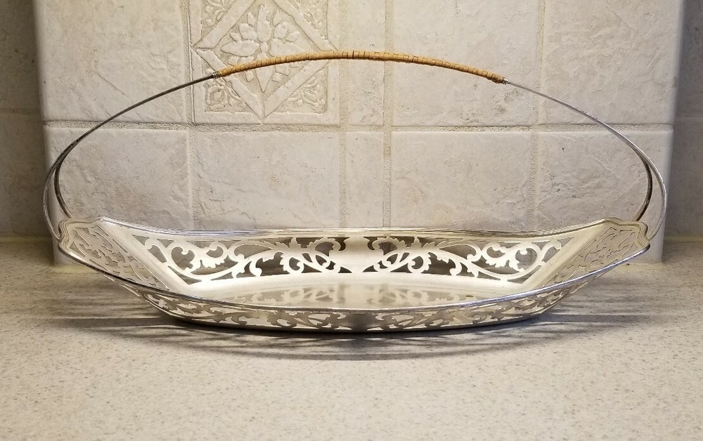SIGNED PAIRPOINT SILVER PLATE LOW HANDLED TRAY 14" SHEFFIELD SILVER