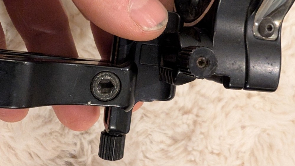 spot hogg 5 pin bow sight used..