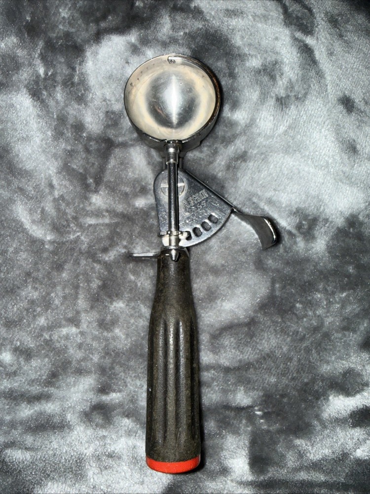 HAMILTON BEACH Model 65 Ice Cream Scoop