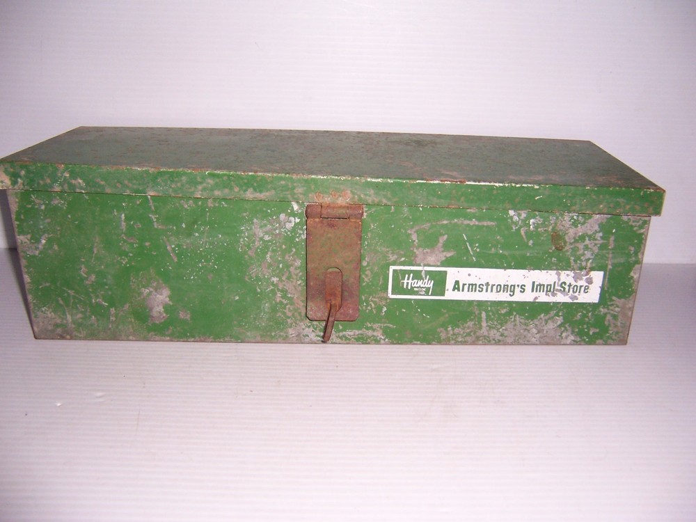 VINTAGE ARMSTRONG'S IMPLEMENT STORE HANDY BOX METAL ADVERTISING TOOL BOX