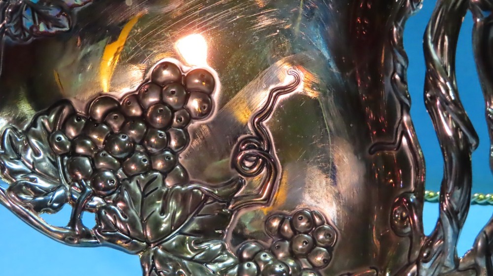 Vintage Godinger Silver Plated Grape Design Double Heart Serving Nut Fruit Dish