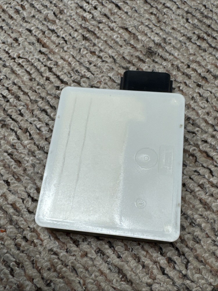 Genuine Mopar Blind Spot Detection Module 68669639AA (*USED*)