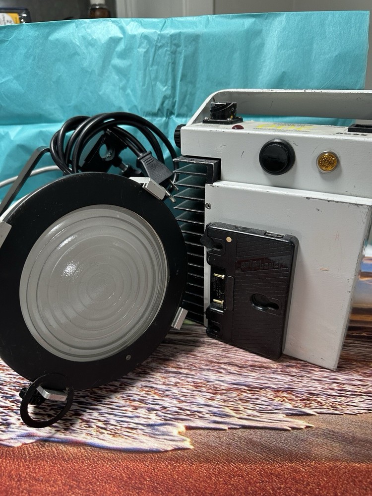 K5600 Joker Bug 200 Par HMI Light